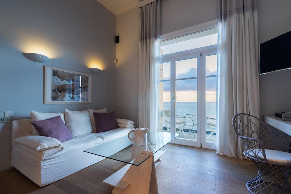 Dexamenes Seaside Hotel Kourouta Exteriör bild